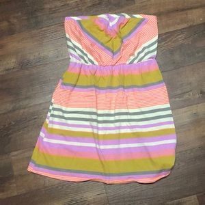 Super cute sundress!